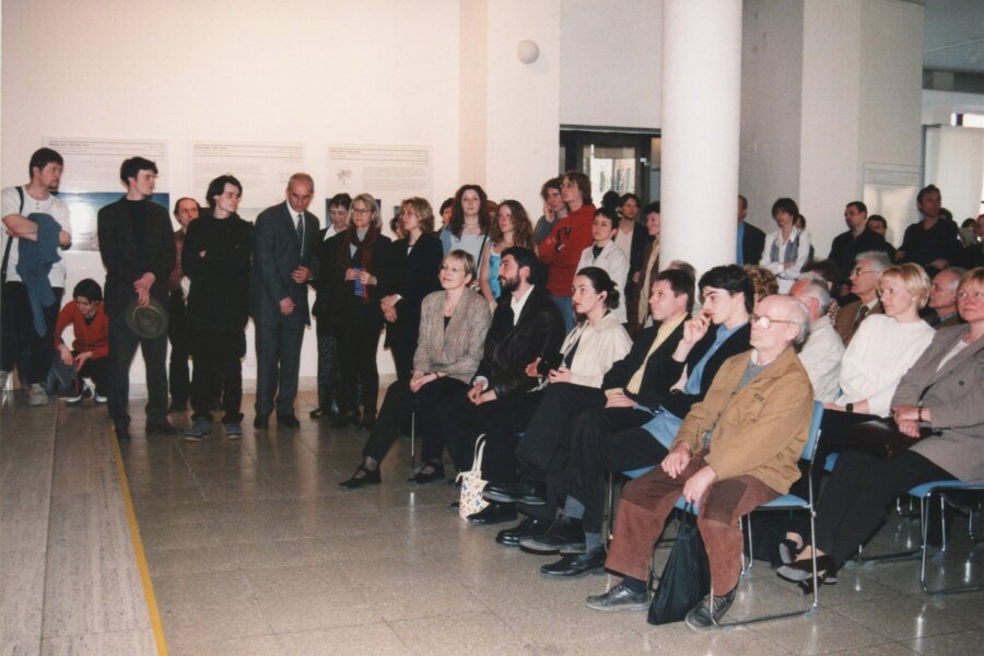 DU1117-7-foto-vernisaz-006.jpeg